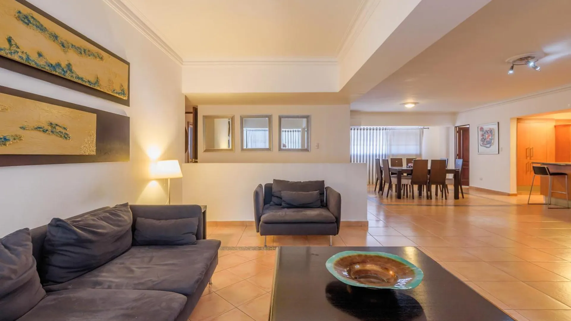 Escape 3Br Apartment Close To Downtown Mall 6Flr In Bella Vista Santo Domingo 0*,